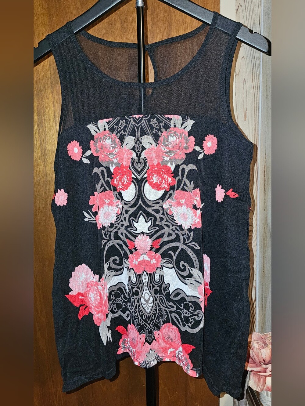 INC International Concepts Black Sleeveless Floral Mesh Tank